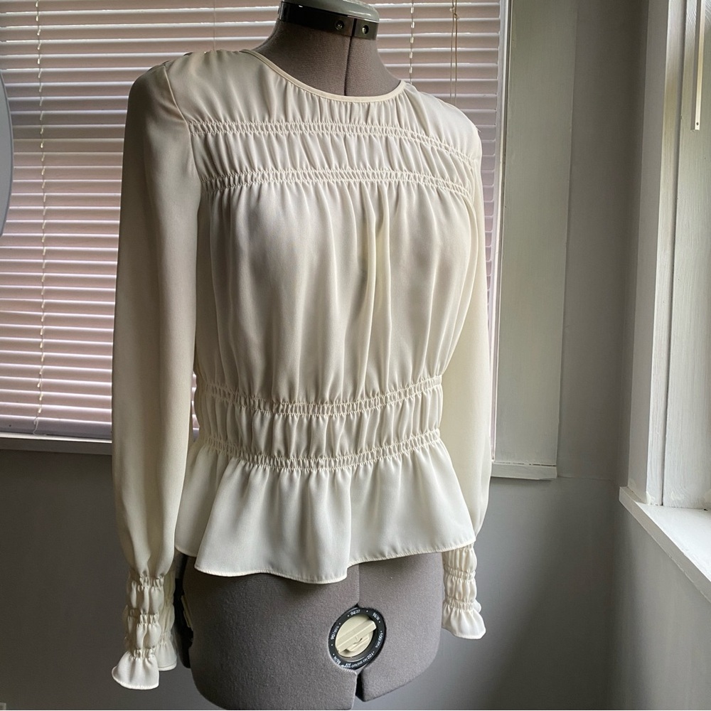 CLUB MONACO Women's Off White Long Ruffle Sleeve Blouse Cottagecore Size XS